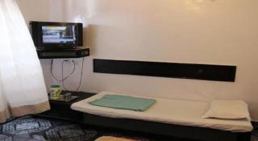 Hotel Rahil International Mahābaleshwar Extérieur photo