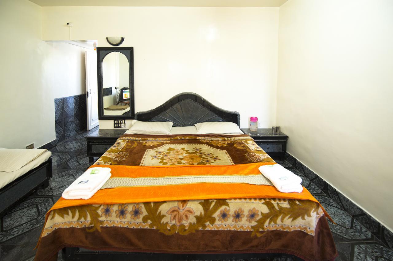 Hotel Rahil International Mahābaleshwar Extérieur photo